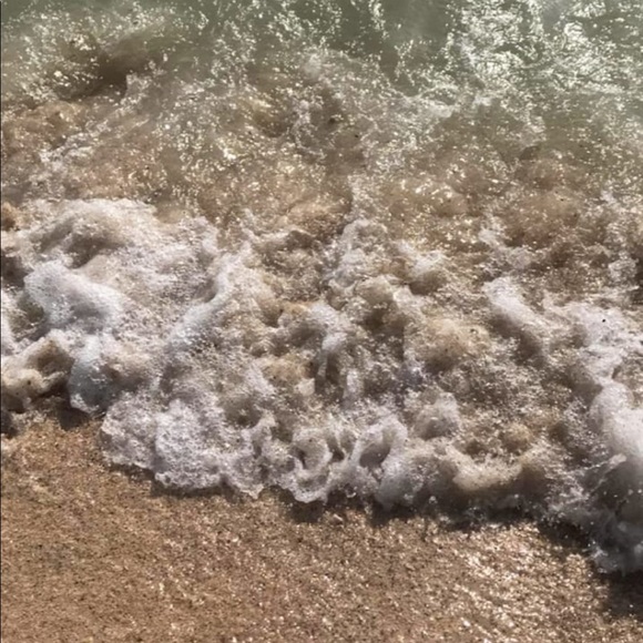 Meet your Posher, Batool - Picture 1 of 1